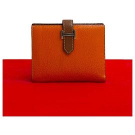 Billetera compacta Hermès Béarn en cabra Mysore Naranja