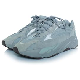 Autre Marque-Yeezy Boost 700 V2 hospital blue-Blue
