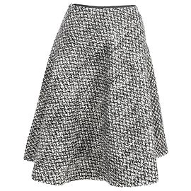 Saia de tweed preta e branca em lã Prada, comprimento até o joelho Preto