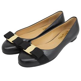 Salvatore Ferragamo VARINA Leather Pumps Black