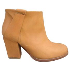Surface To Air leather ankle boots light brown Light brown