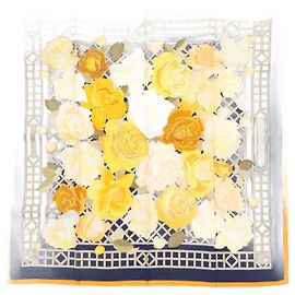 Lenço de seda Hermès Carré 90 "ROSERAIE" em amarelo Amarelo