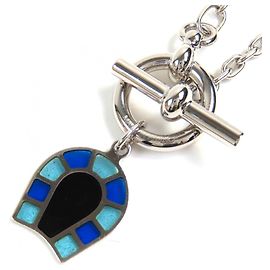 Hermès Pendentif en forme de fer à cheval HERMES Helios Fair à Cheval Bleu