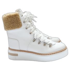 Botas Flocon Hermès em couro branco com forro de shearling para caminhadas Branco