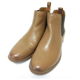 Autre Marque Botas Curtas de Couro Clarks Marrom