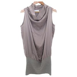 Autre Marque Stretch-Seidenstrickkleid von Fabiana Filippi Grau