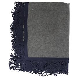 Autre Marque Grau Wildlederbesatz Schal Grau