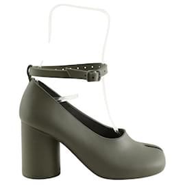 Mm6 Khaki heels Khaki