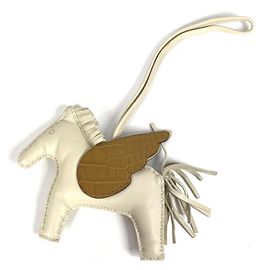 Charm de bolsa Hermès Rodeo Pegasus Touch MM Marrom Branco Outro
