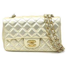 Borsa a Spalla in Pelle Dorata Chanel D'oro