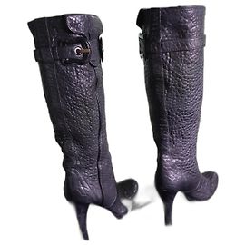 Botas altas FENDI em couro texturizado preto Preto
