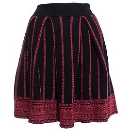 Saia preta de lã Maje com bordado Preto