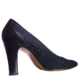 Givenchy, Monogram Thick Heel Pumps (Vintage/Classic). Chocolate