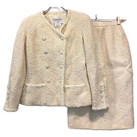 Saia CoCo da Chanel Outro