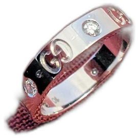 Anel Gucci ICON em ouro branco 18k e diamantes Prata