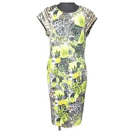Autre Marque Robe Marc Cain Jaune