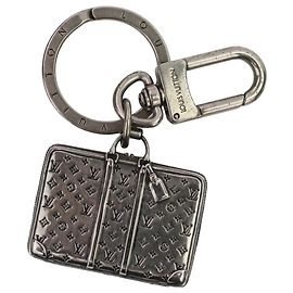 Chaveiro de Viagem Sirius Monogram Louis Vuitton Prata