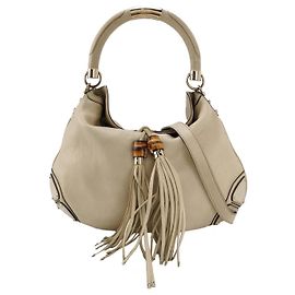 Sac à main Gucci Indy en cuir crème Écru