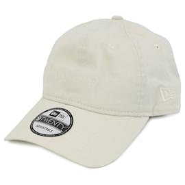 Gorra de Marfil Yves Saint Laurent Crudo