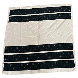 Lenço de seda 90cm Chanel Rosa