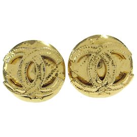 Chanel Vintage CC Round Clip-On Metal Small Doré