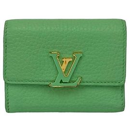 Cartera Capucines XS de cuero con tres pliegues Louis Vuitton Rosa Verde