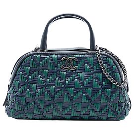 Chanel Blue CC Woven Kalbsleder Bowlingtasche Blau