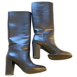Chanel Black Leather Boots Size 39 Black
