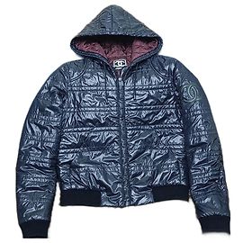 Incroyable Veste Bomber à Capuche de la Collection Sport Rare de Chanel Noir