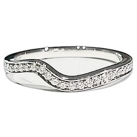 De Beers 950 platinum and diamond ring Silvery