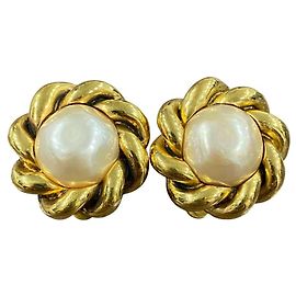 Vintage CHANEL Ohrringe mit gefälschtem Perlen-Design und Seil-Drehung Weiß Golden