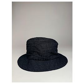 Vintage Fendi Monogram Bucket Hat Schwarz Schwarz