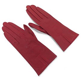 NEW VINTAGE CHANEL CC LOGO T7 GOAT LEATHER RED GLOVES Red