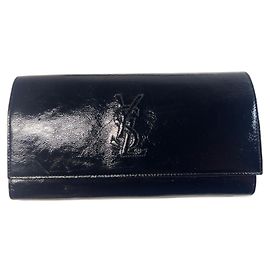 Yves Saint Laurent Geldbörse aus schwarzem Lackleder Schwarz
