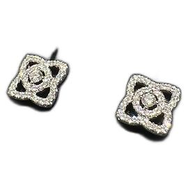 De Beers 18kt white gold Enchanted Lotus diamond stud earrings Silvery