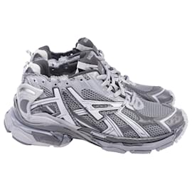 Balenciaga-Tênis Runner Balenciaga em poliuretano cinza-Cinza
