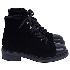 Chanel Interlocking CC Logo Combat Boots in Black Velvet Black