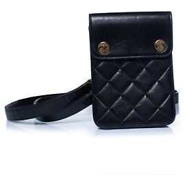Chanel, Mini bolsa transversal de couro matelassê Preto