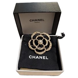 Spilla Camelia Chanel Argento Metallico