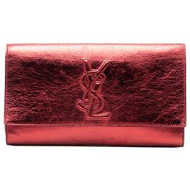 Clutch Belle de Jour de piel de ternera arrugada roja de Saint Laurent Roja