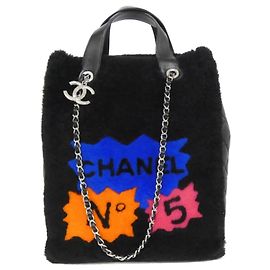 Chanel 92594 Handtasche aus schwarzem Lammleder Schwarz