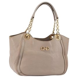 Salvatore Ferragamo Gancini Couro Medium Rosa