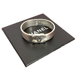 Pulsera de metal Chanel Coco Mark Plata Metálico
