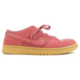 Autre Marque Baskets Nike Rose