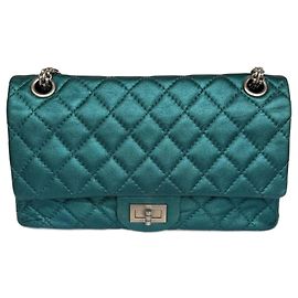 Chanel reissue 225 metallic blue Blue
