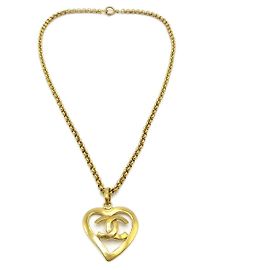Pendentif en métal en forme de cœur CC de Chanel Doré