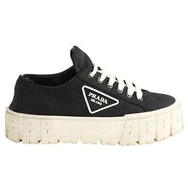 Prada Sneakers nere Nero