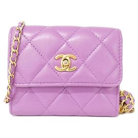 Clutch de Corrente em Couro de Carneiro Chanel AP2704 Roxo