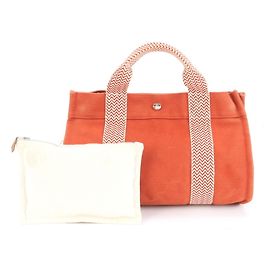 Hermès Bolso tote Hermes Cannes PM en rojo Roja