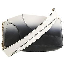 Elie Saab Bolsa de ombro de couro cinza Cinza